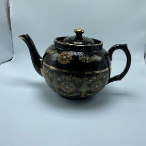 Elegant Black Floral Teapot